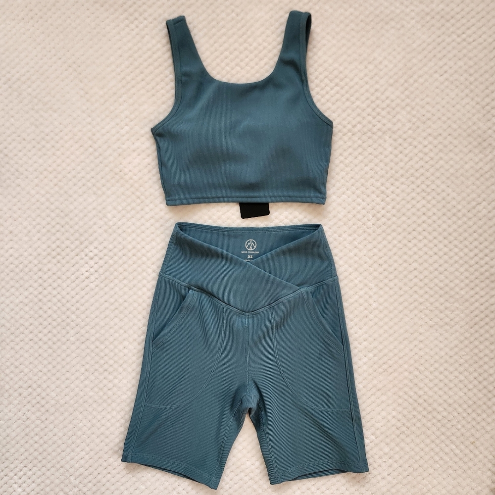 Move Theology Athletic Set